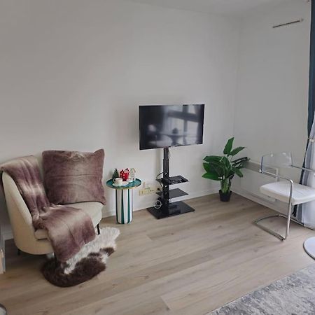 루얼말메이슨 Studio Charmant Et Cosy 아파트 외부 사진